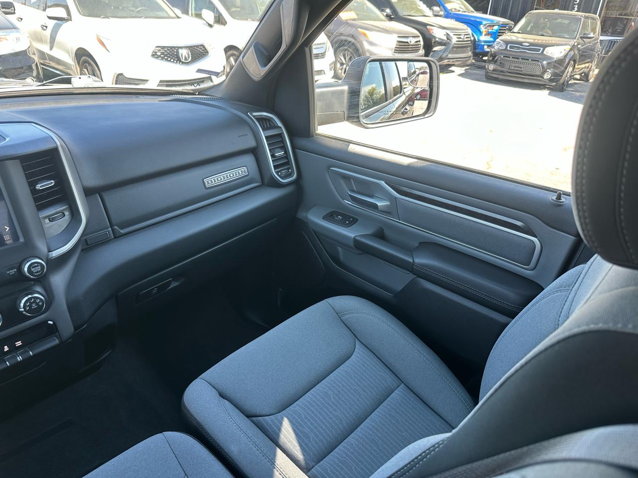 RAM 1500 Big Horn 4x2 Quad Cab 6'4" Box 2022