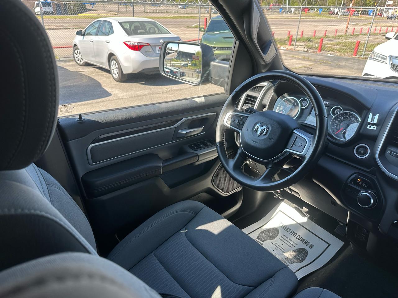 RAM 1500 Big Horn 4x2 Quad Cab 6'4" Box 2022