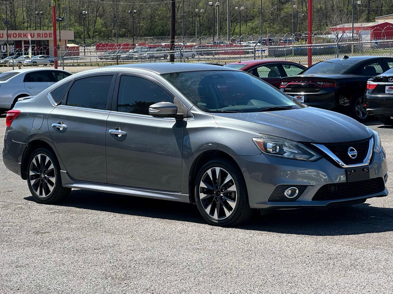 Nissan Sentra SR CVT 2017