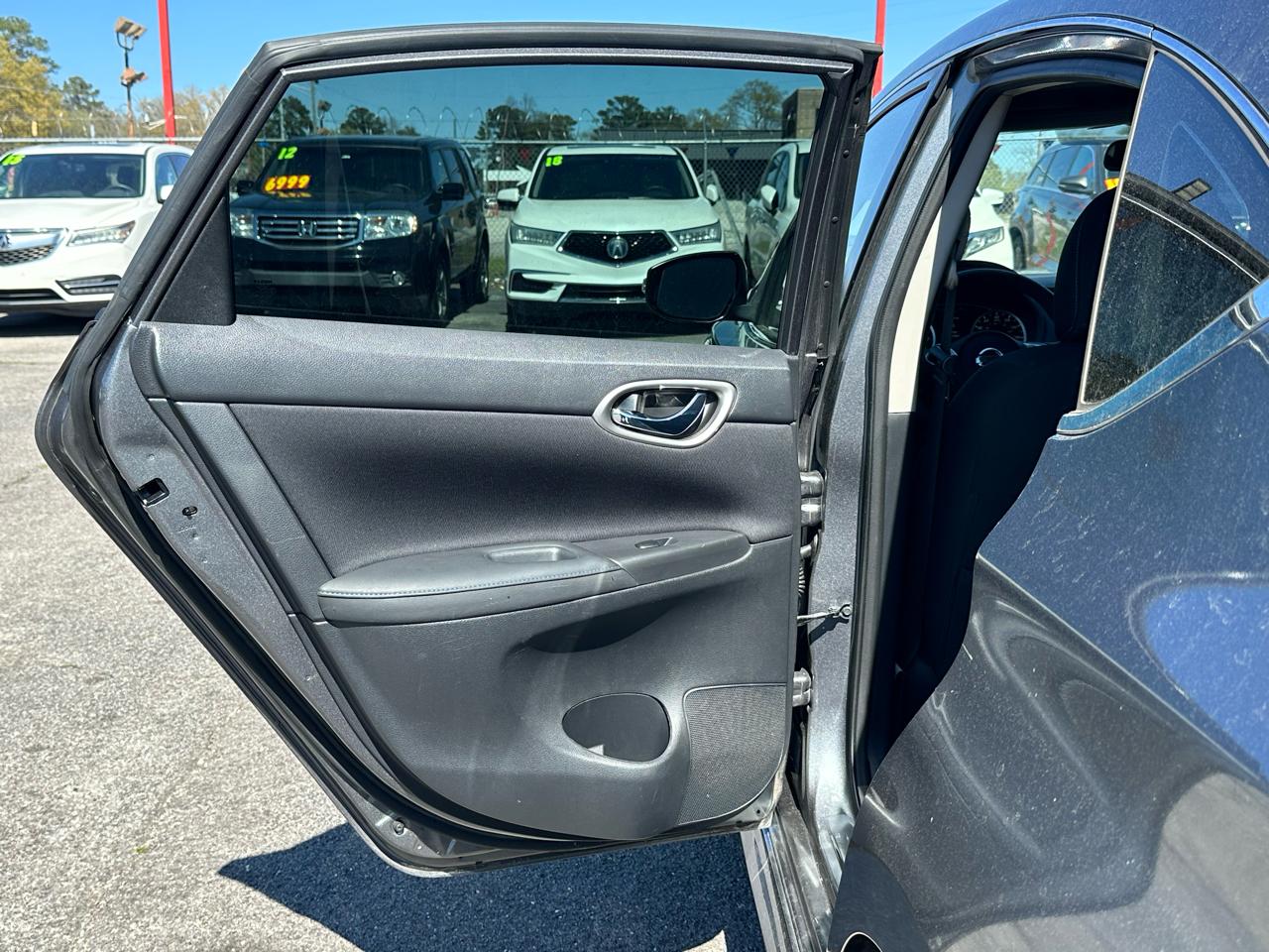 Nissan Sentra SR CVT 2017