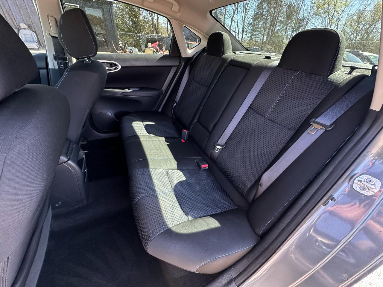 Nissan Sentra SR CVT 2017