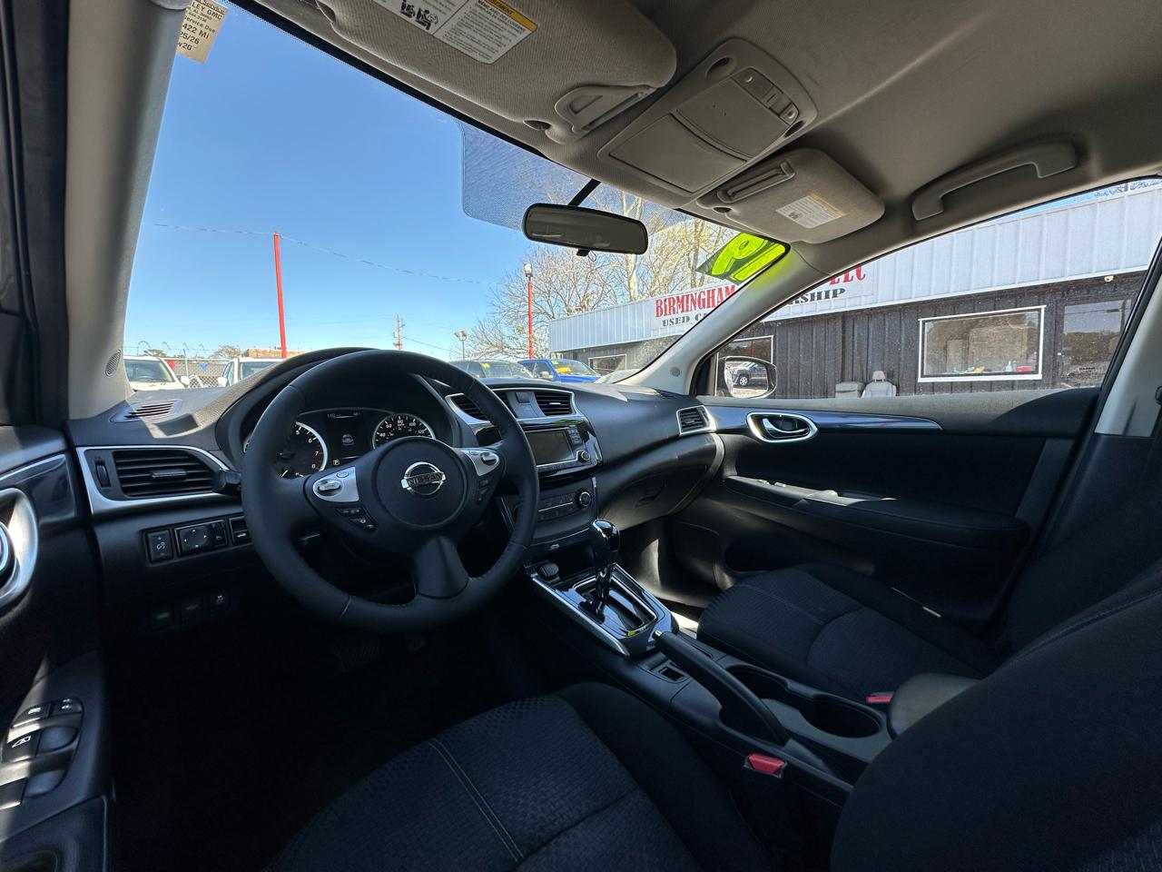 Nissan Sentra SR CVT 2017