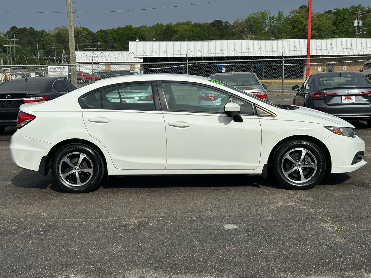 Honda Civic Sedan 4dr CVT SE 2015