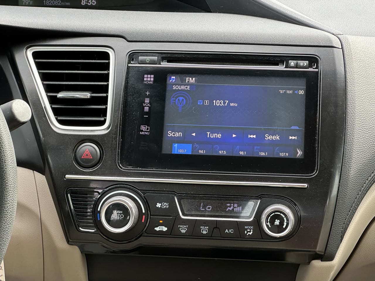 Honda Civic Sedan 4dr CVT SE 2015