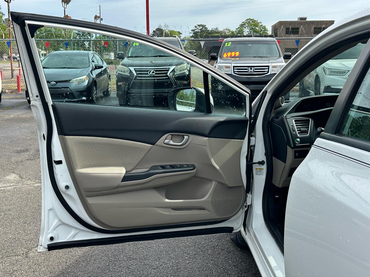 Honda Civic Sedan 4dr CVT SE 2015