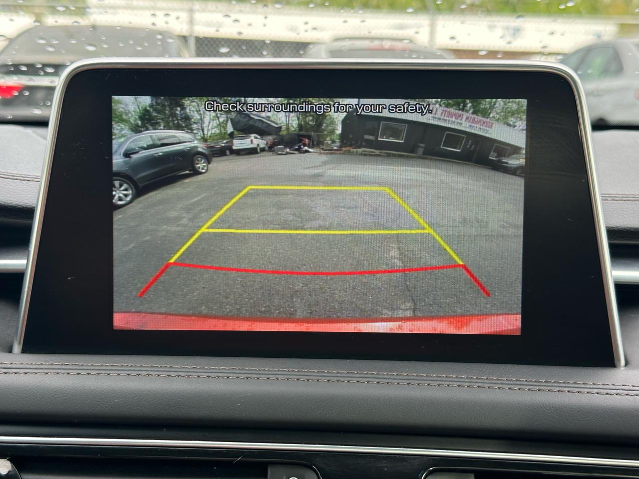 Genesis G70 2.0T RWD 2021