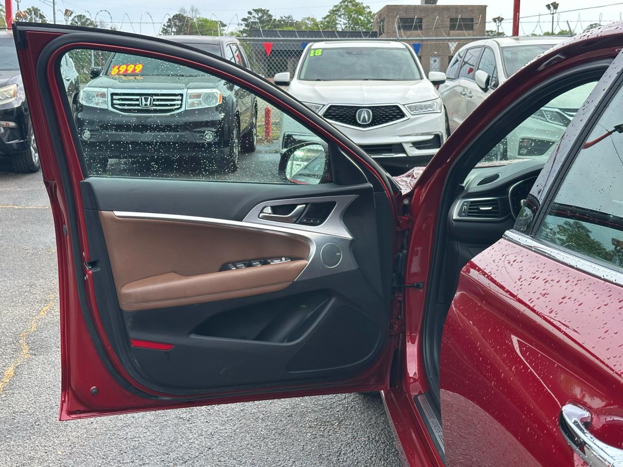 Genesis G70 2.0T RWD 2021