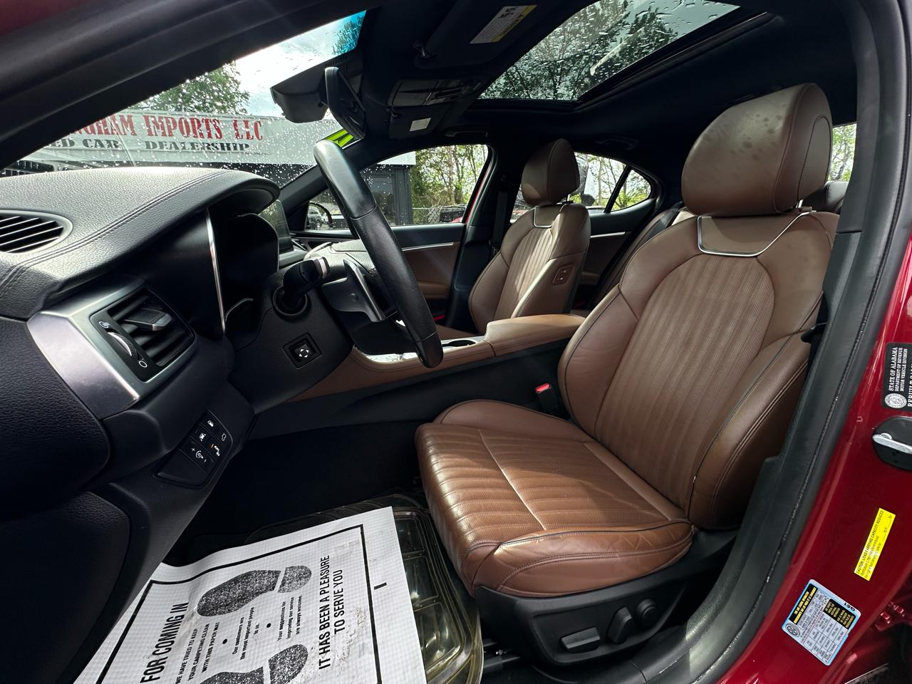 Genesis G70 2.0T RWD 2021