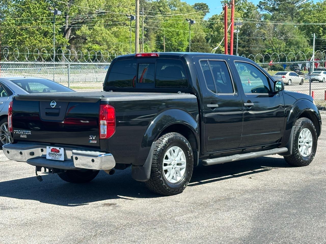 Nissan Frontier Crew Cab 4x2 SV V6 Auto 2018