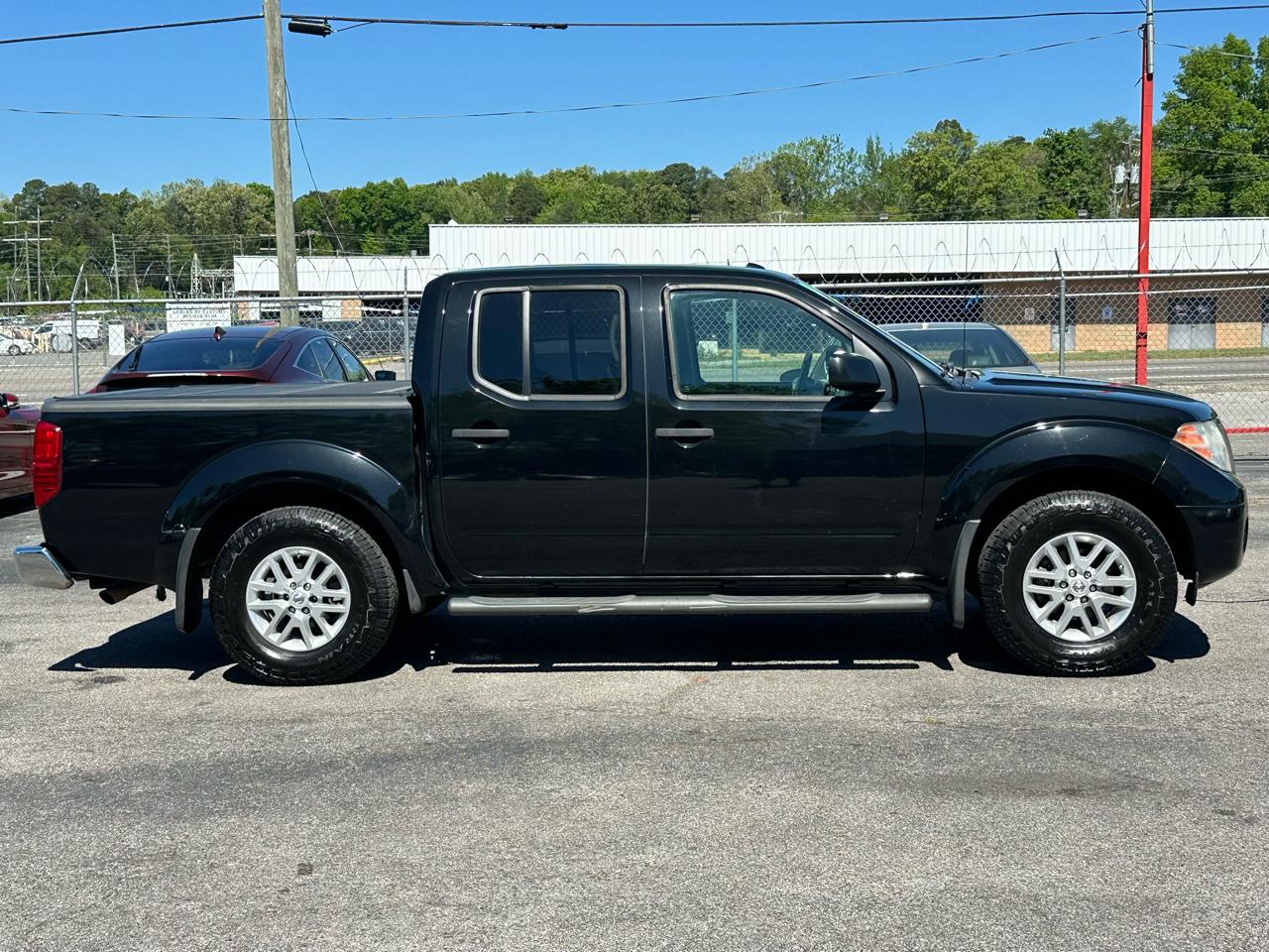 Nissan Frontier Crew Cab 4x2 SV V6 Auto 2018
