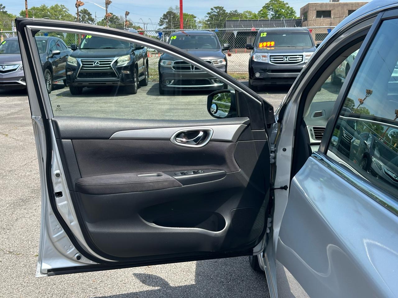 Nissan Sentra 4dr Sdn I4 CVT SV 2013