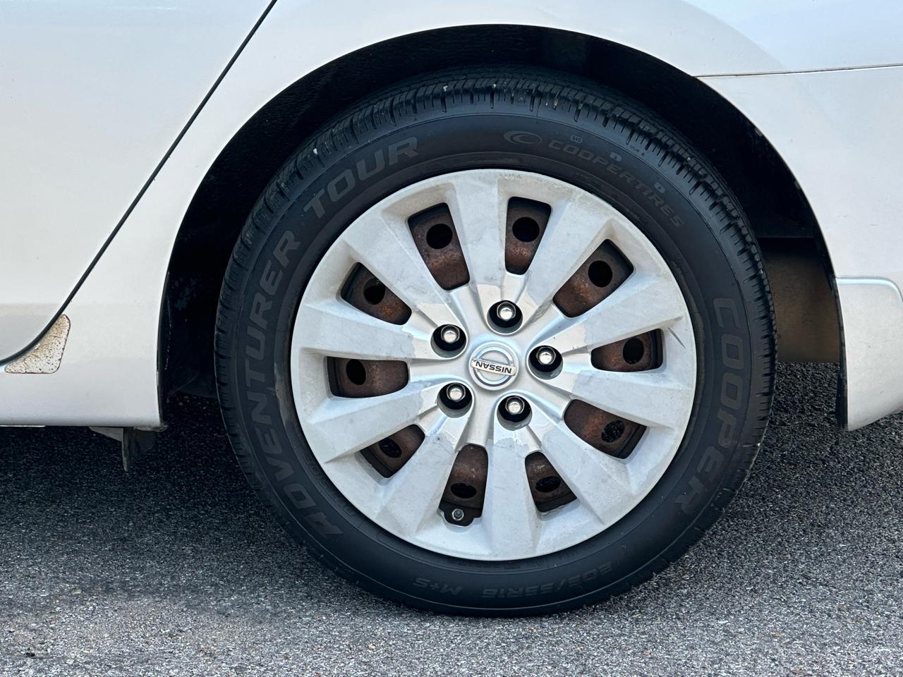 Nissan Sentra 4dr Sdn I4 CVT SV 2013