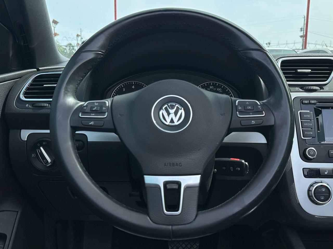 Volkswagen Eos 2dr Conv Komfort 2014