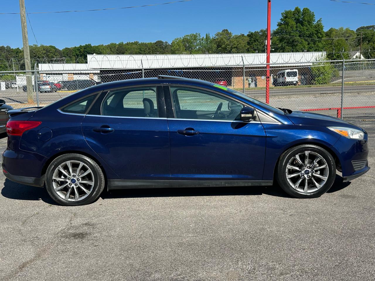 Ford Focus 4dr Sdn Titanium 2016