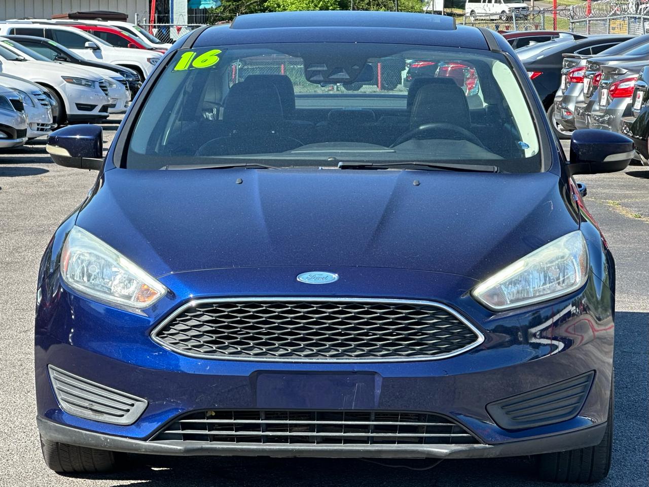 Ford Focus 4dr Sdn Titanium 2016
