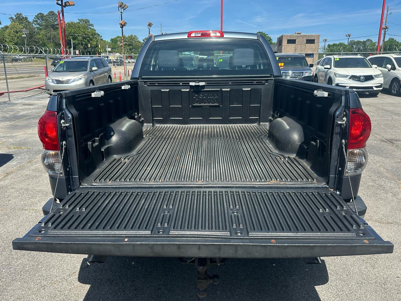 Toyota Tundra 2WD Truck Dbl 4.7L V8 5-Spd AT (Natl) 2009