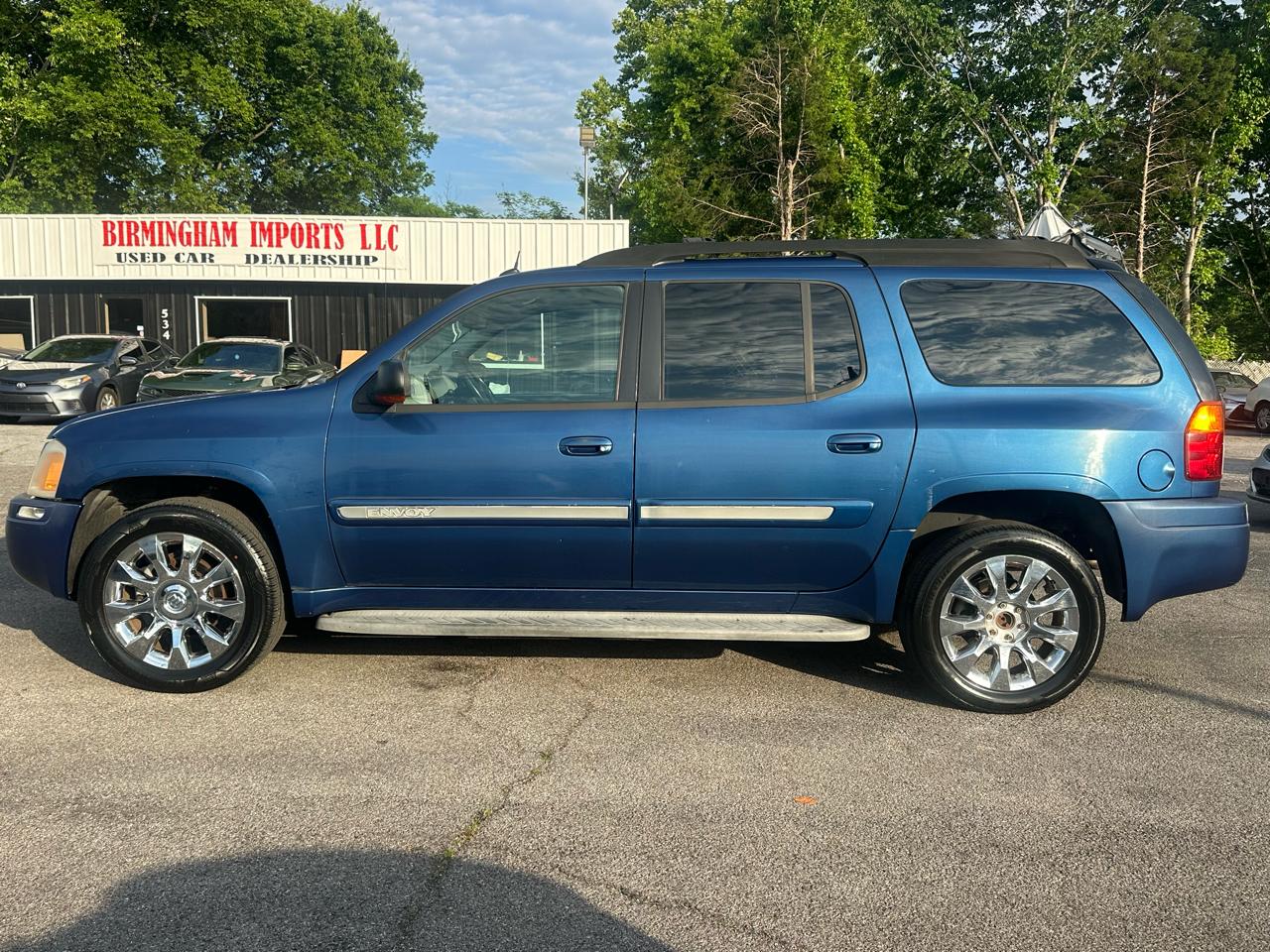 GMC Envoy XL 4dr 2WD SLT 2005