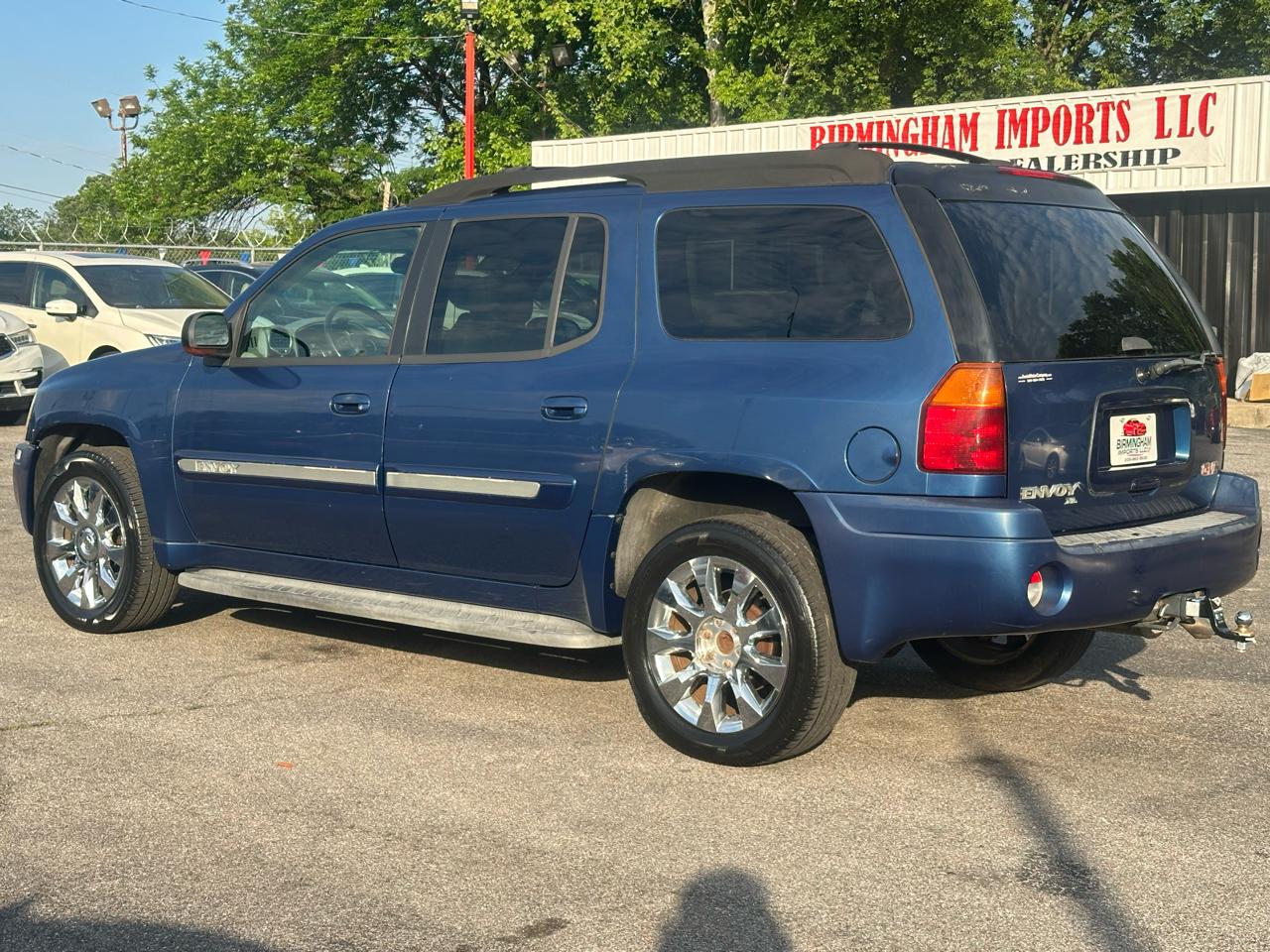 GMC Envoy XL 4dr 2WD SLT 2005