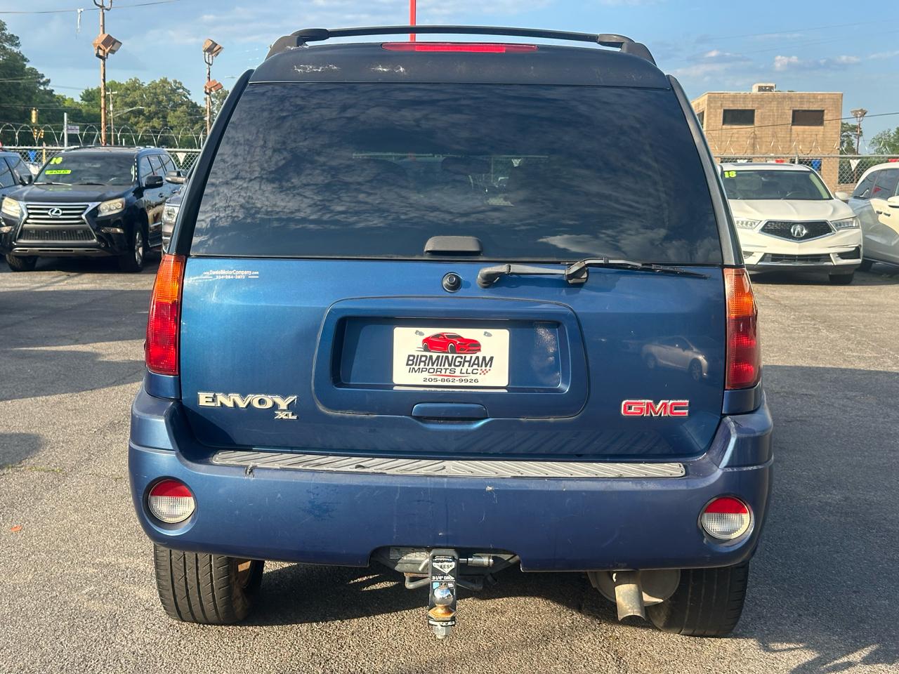 GMC Envoy XL 4dr 2WD SLT 2005