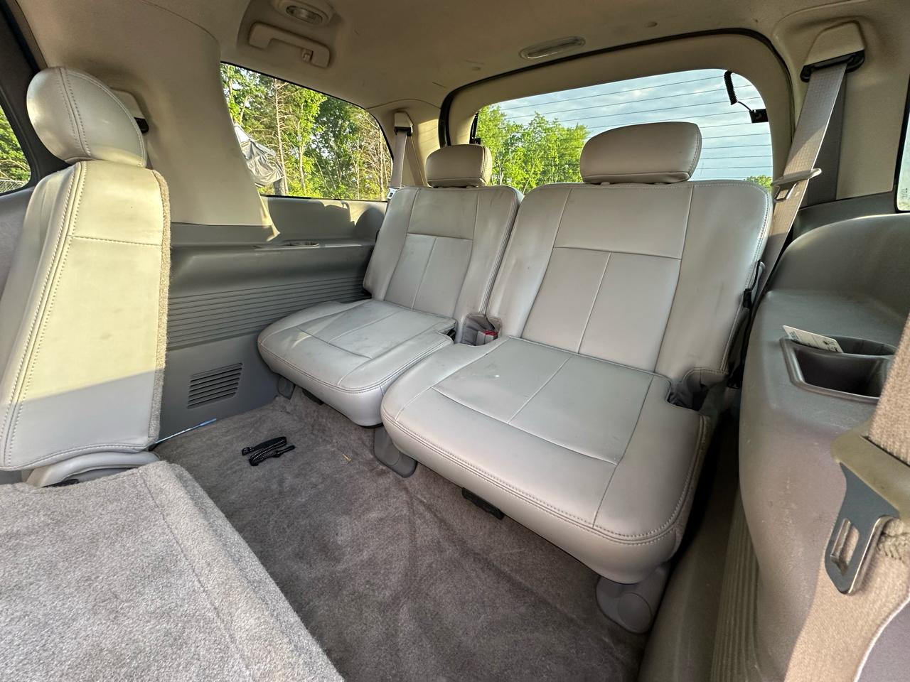 GMC Envoy XL 4dr 2WD SLT 2005