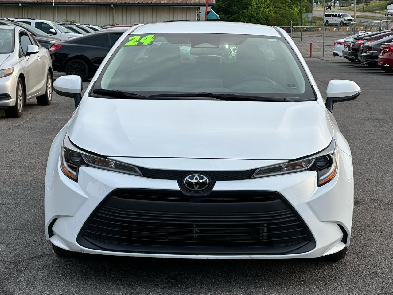 Toyota Corolla LE CVT (Natl) 2024