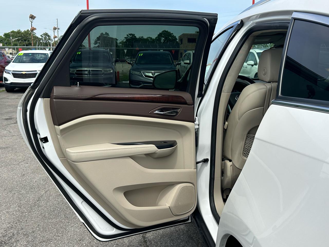 Cadillac SRX FWD 4dr Performance Collection 2013