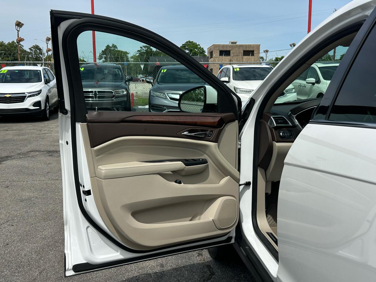 Cadillac SRX FWD 4dr Performance Collection 2013