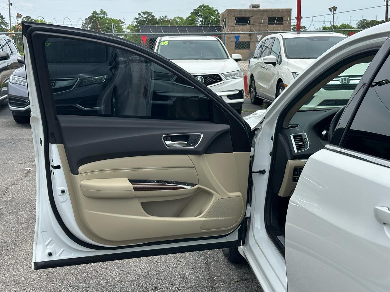 Acura TLX 2.4L FWD 2020