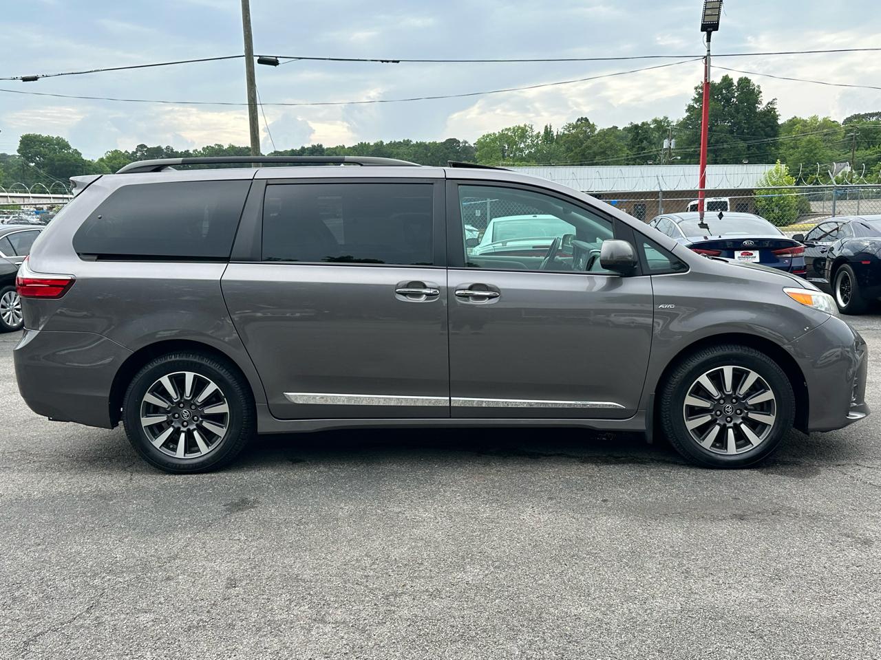 Toyota Sienna Limited Premium AWD 7-Passenger (Natl) 2019