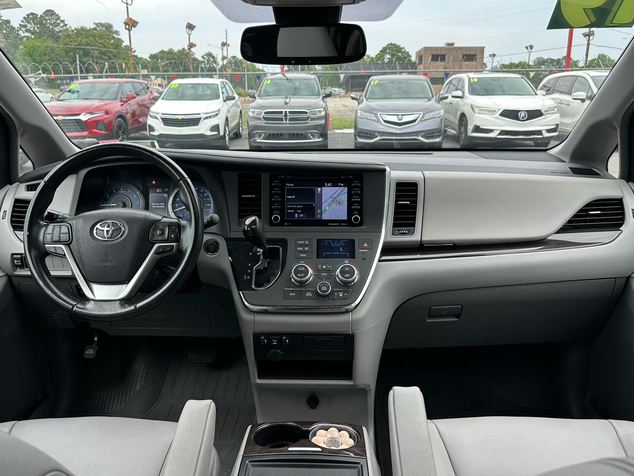 Toyota Sienna Limited Premium AWD 7-Passenger (Natl) 2019