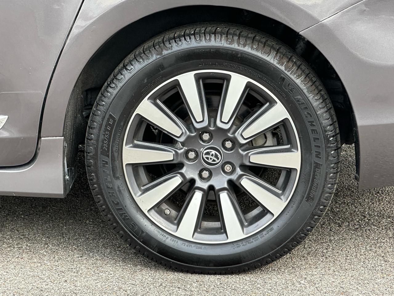 Toyota Sienna Limited Premium AWD 7-Passenger (Natl) 2019