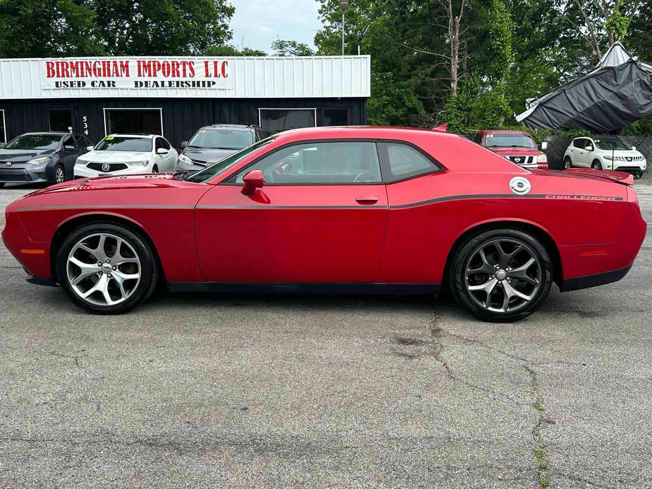 Dodge Challenger 2dr Cpe SXT Plus 2015