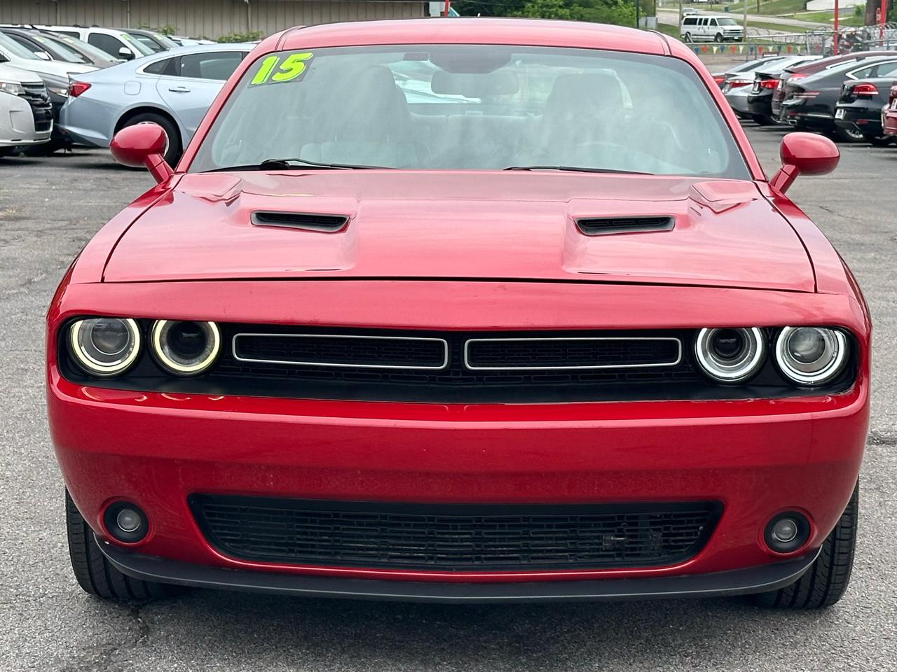 Dodge Challenger 2dr Cpe SXT Plus 2015