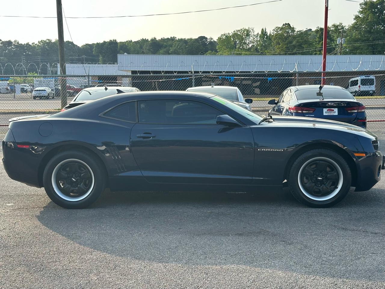 Chevrolet Camaro 2dr Cpe LS 2010