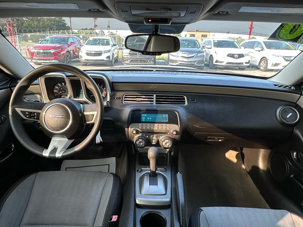 Chevrolet Camaro 2dr Cpe LS 2010