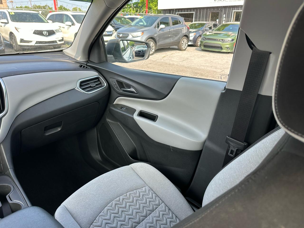 Chevrolet Equinox AWD 4dr LS w/1FL 2023