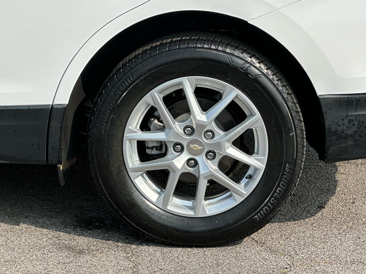 Chevrolet Equinox AWD 4dr LS w/1FL 2023