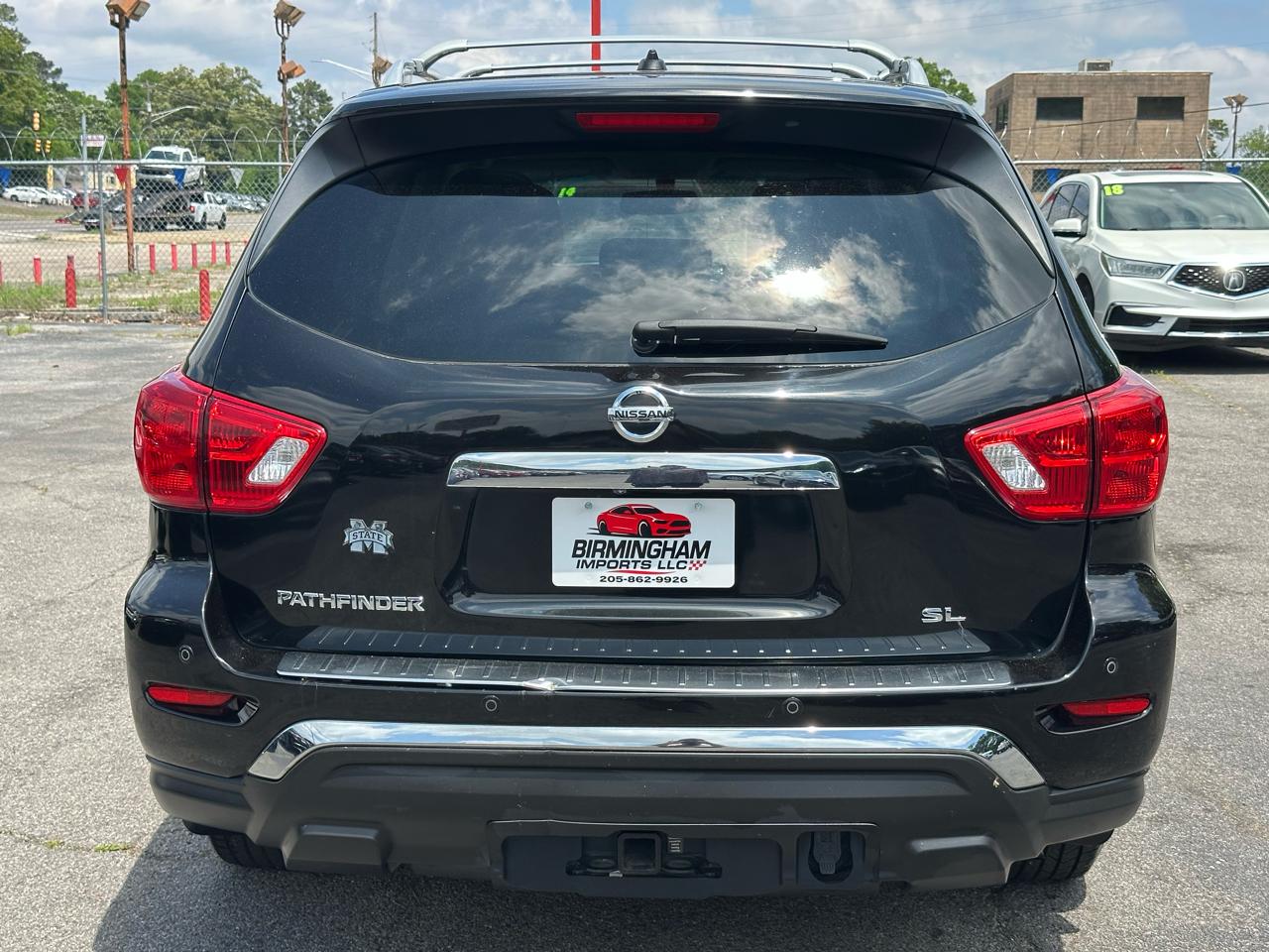 Nissan Pathfinder FWD SL 2017