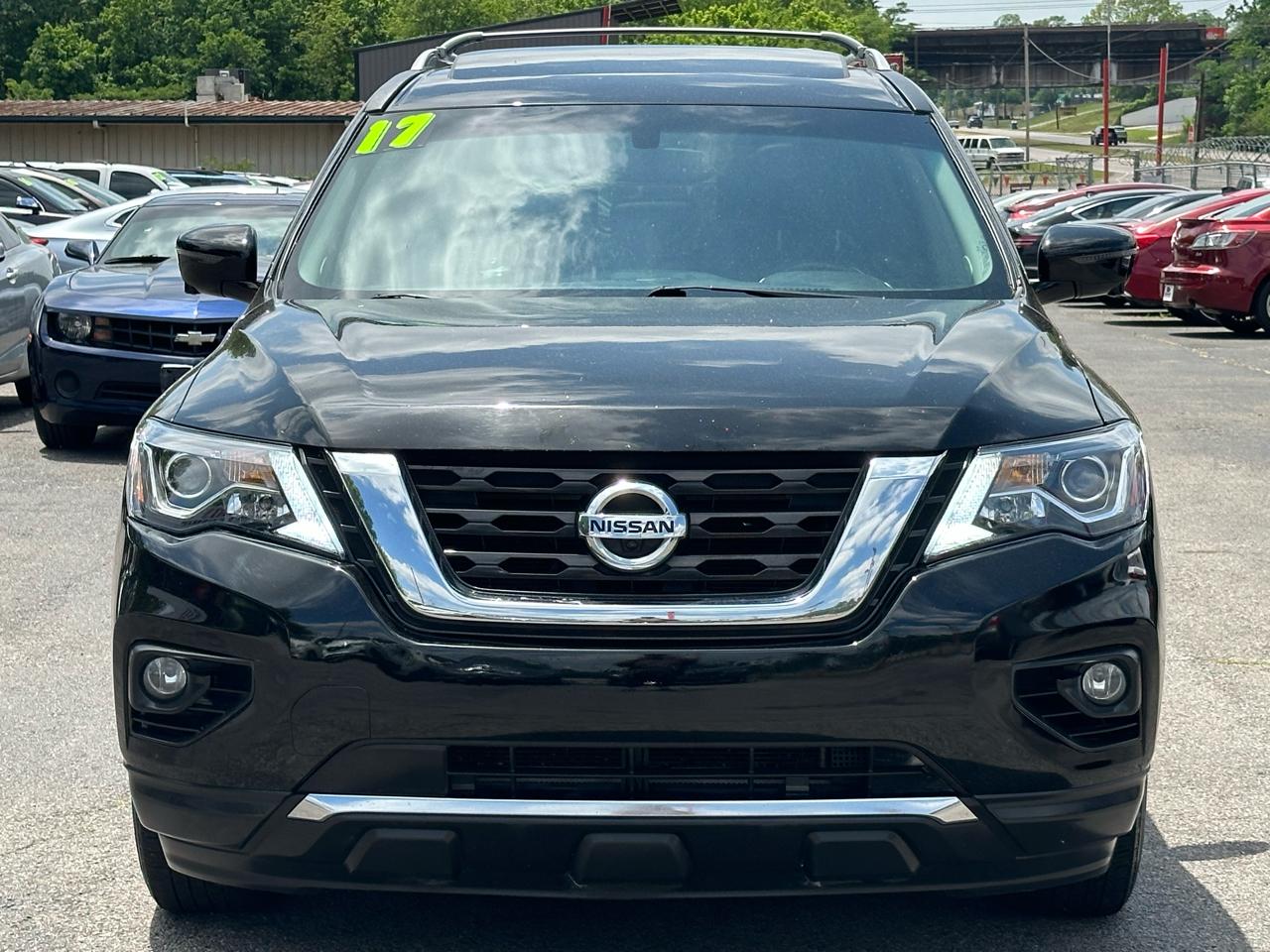 Nissan Pathfinder FWD SL 2017