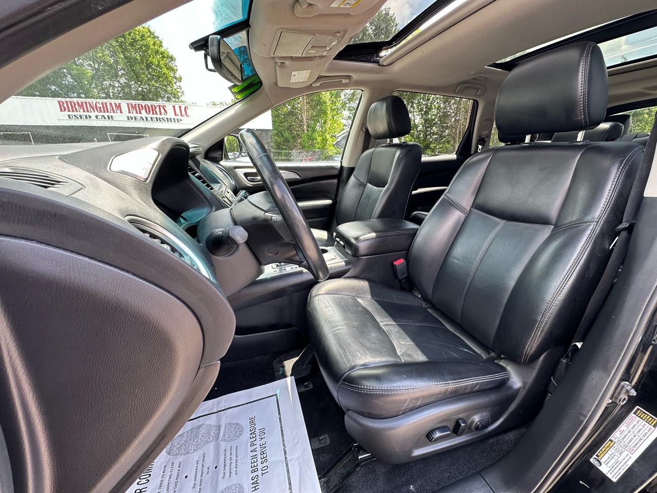 Nissan Pathfinder FWD SL 2017