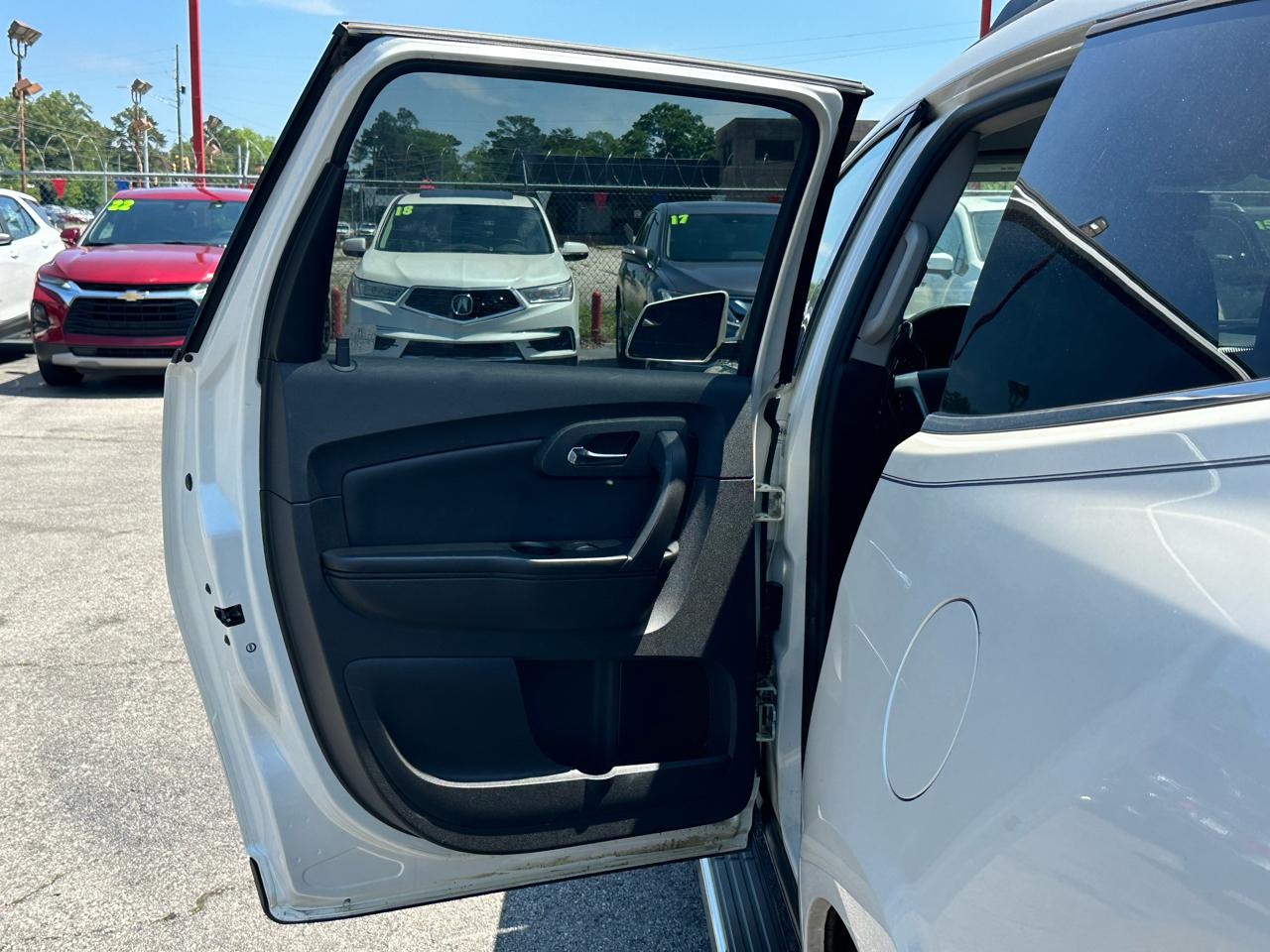 Chevrolet Traverse AWD 4dr LT w/1LT 2011