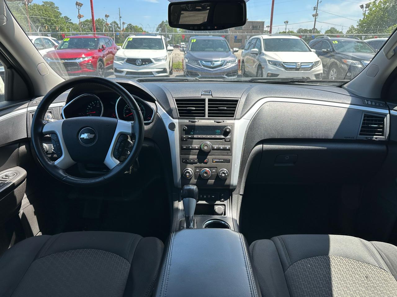 Chevrolet Traverse AWD 4dr LT w/1LT 2011