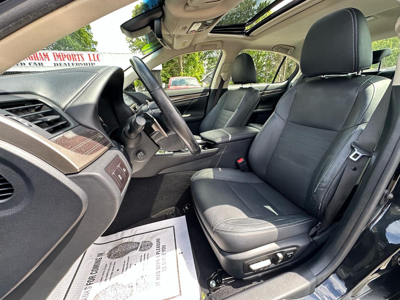 Lexus GS 350 4dr Sdn RWD 2016