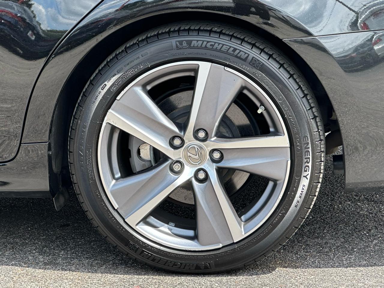Lexus GS 350 4dr Sdn RWD 2016