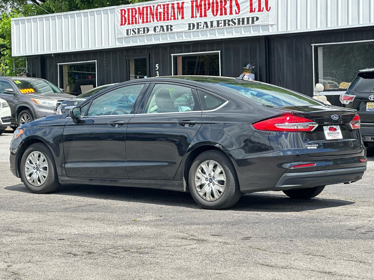 Ford Fusion S FWD 2019