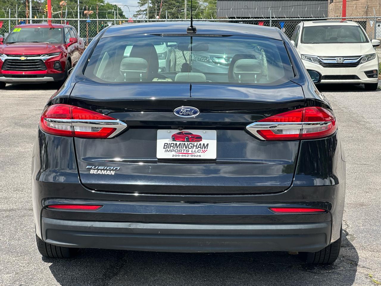 Ford Fusion S FWD 2019