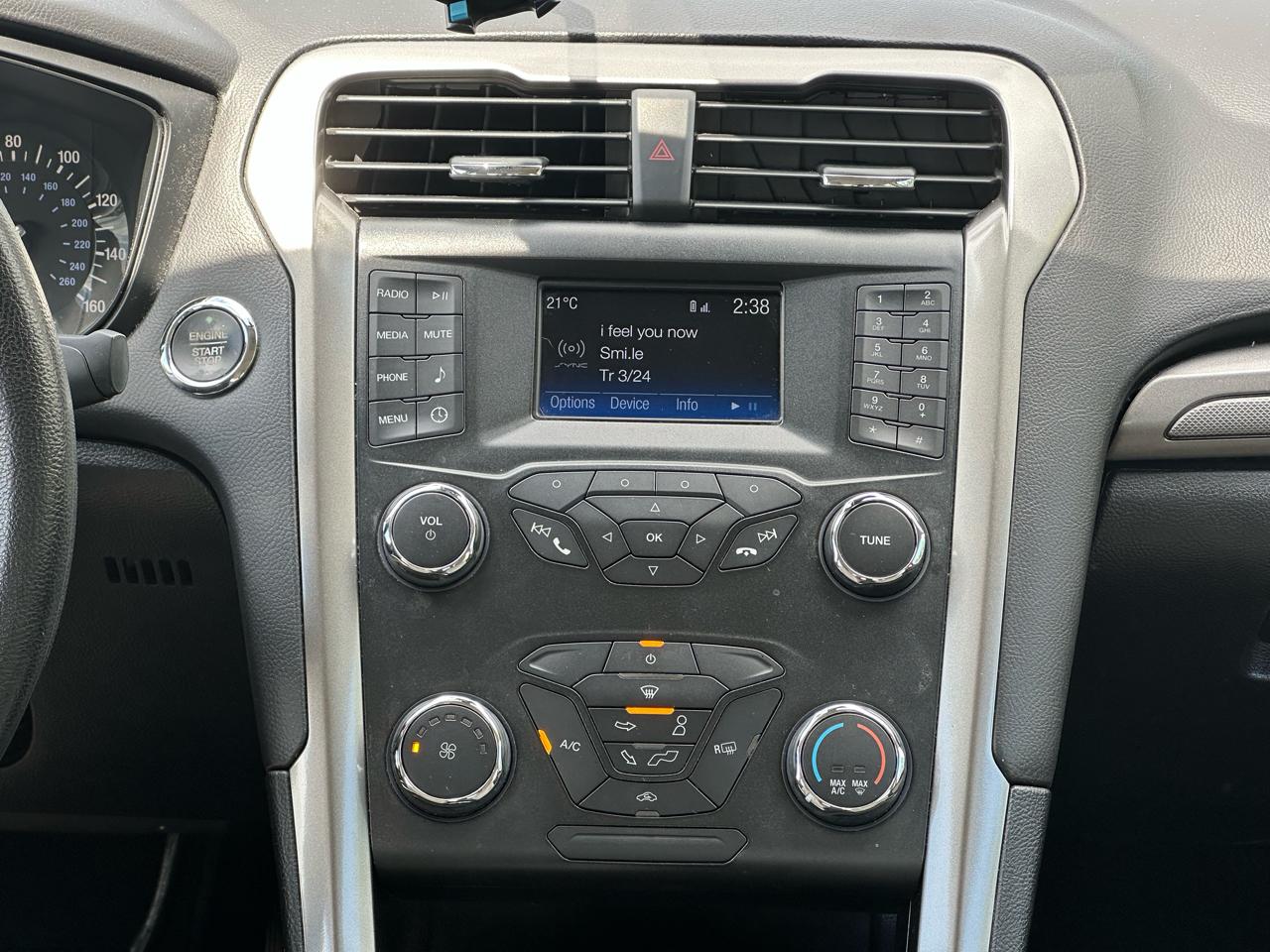 Ford Fusion S FWD 2019