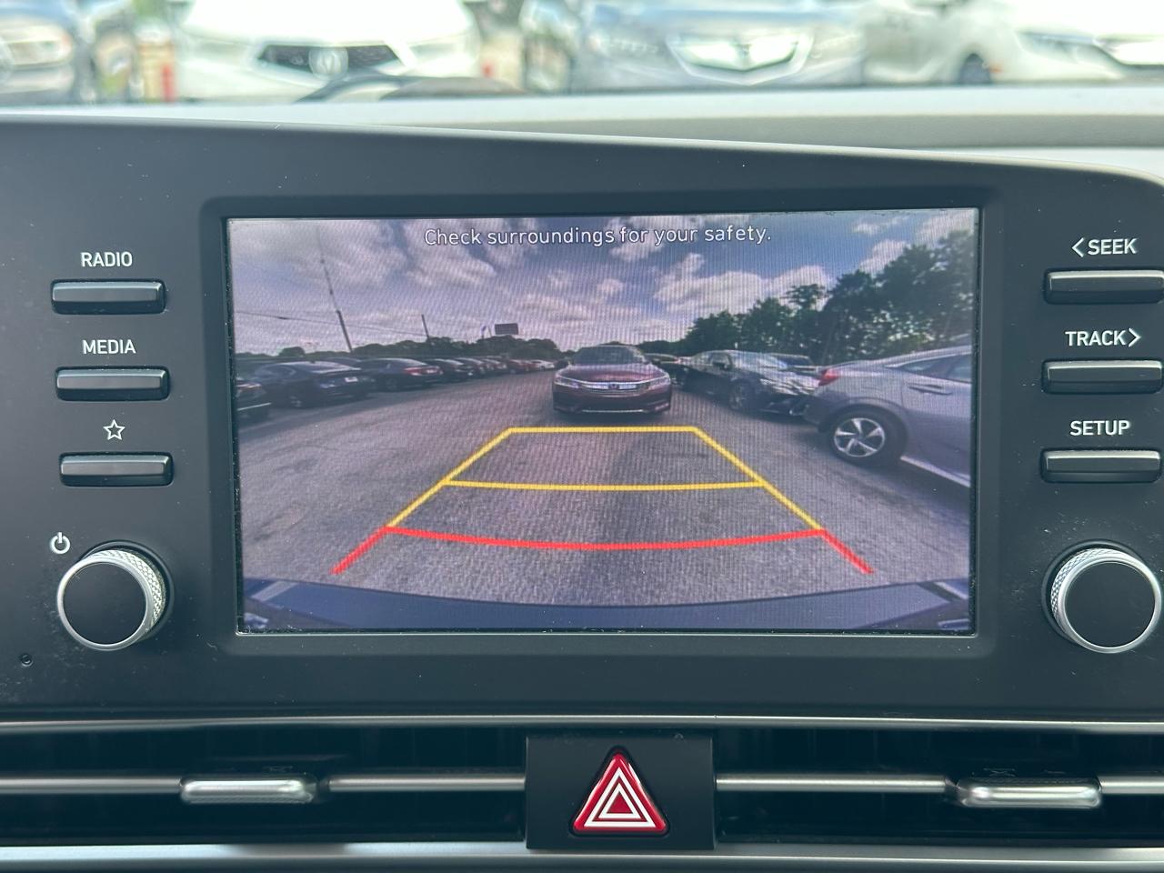 Hyundai Elantra SEL IVT 2022