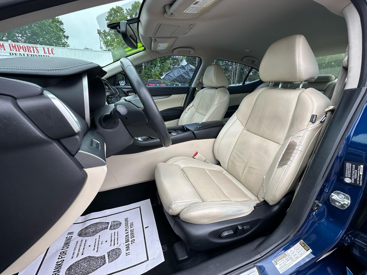 Nissan Maxima SV 3.5L *Ltd Avail* 2017