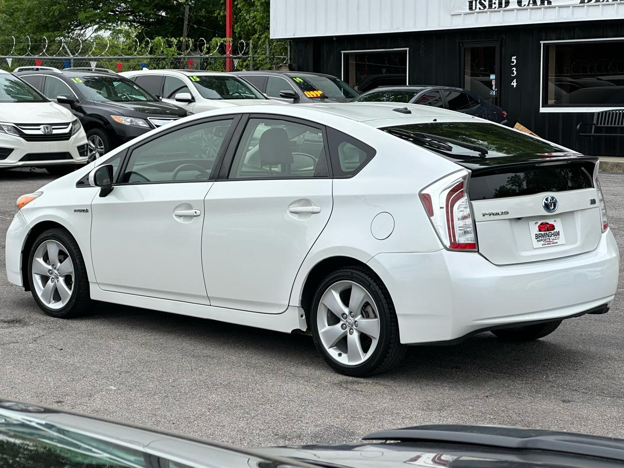 Toyota Prius 5dr HB Persona Series Special Edition (Natl) 2015